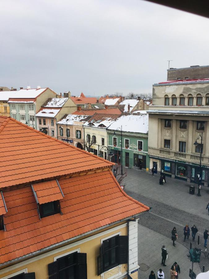 Apartament Tribunei Lägenhet Sibiu Exteriör bild