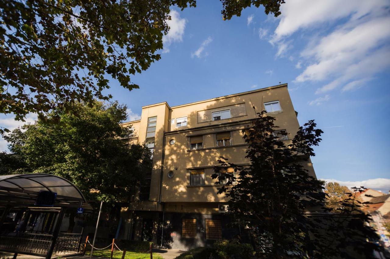 Apartament Tribunei Lägenhet Sibiu Exteriör bild
